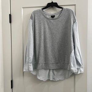 Grey sweatshirt